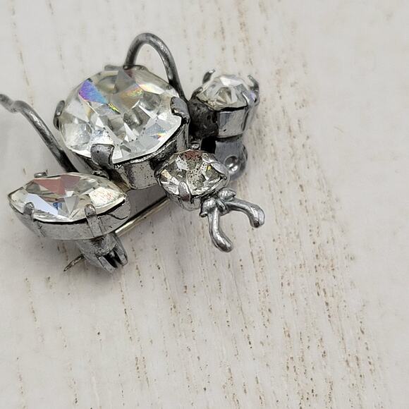 Vintage 1960 Austrian Crystal 3D Bug Brooch Silver Tone Insect Pin - Picture 2 of 13